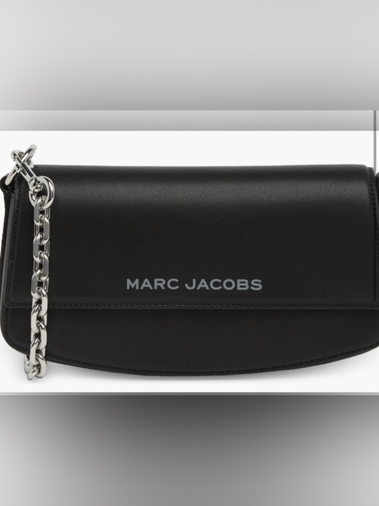 Marc Jacobs Handbags - Marc Jacobs Shoulder Bag